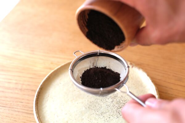 【雑味の原因！？】コーヒーのチャフや微粉は本当に取り除いた方がいいの？
